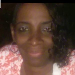 Meet your Posher, Valerie